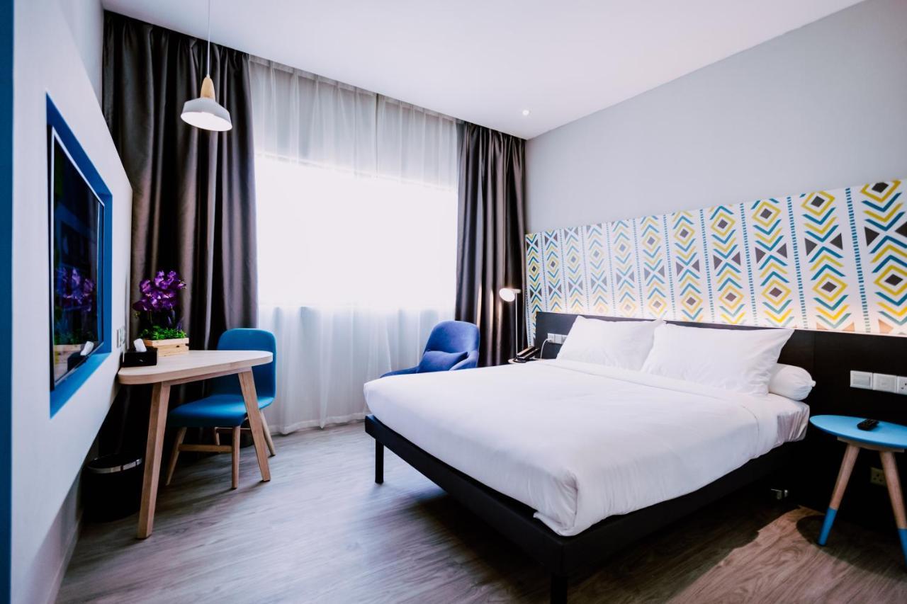 Ibis Styles Kota Bharu Hotel Екстериор снимка