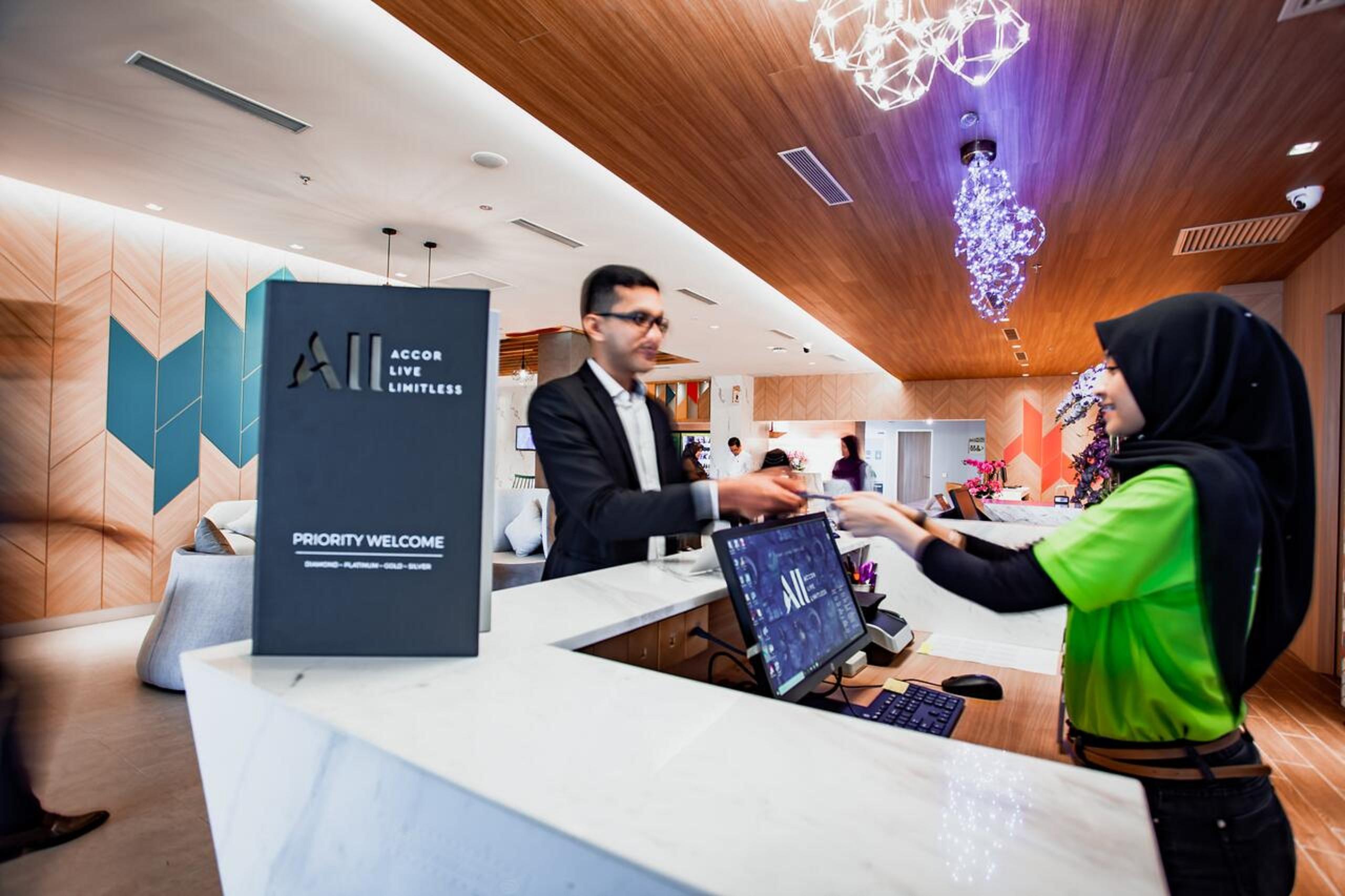 Ibis Styles Kota Bharu Hotel Екстериор снимка